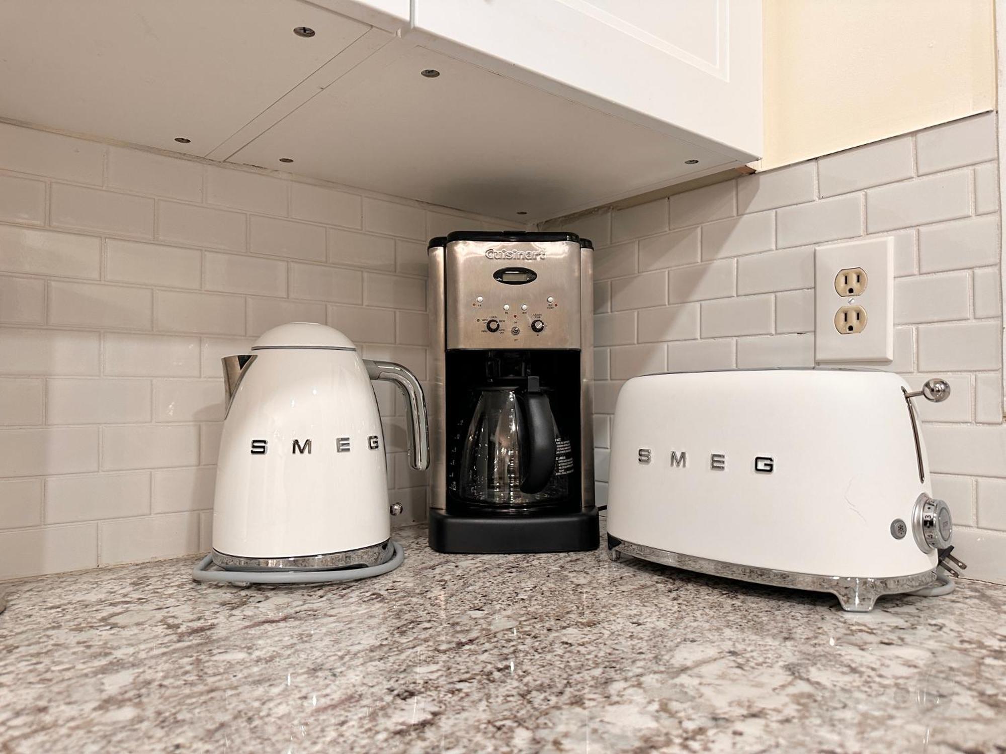 캔모어 B212 Hot Tub, Ac X3, Parking, 2 Min To Banff Gate 아파트 외부 사진